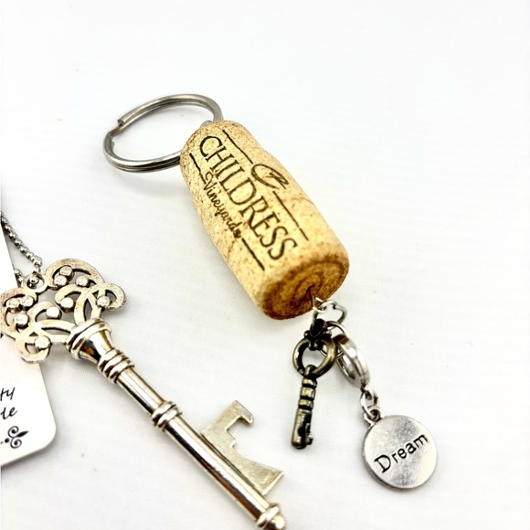 Wine & Craft Beer Bottle Opener Keychain Bundle - Lot of 3 - Picture 4 of 5